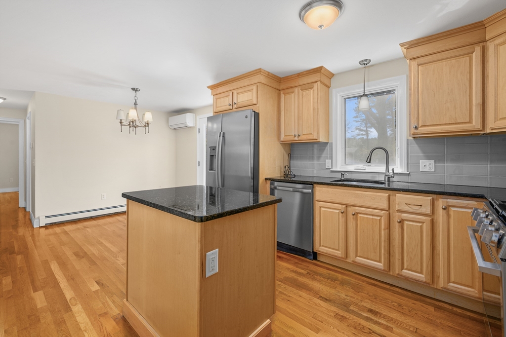 2 W Crossfield Rd