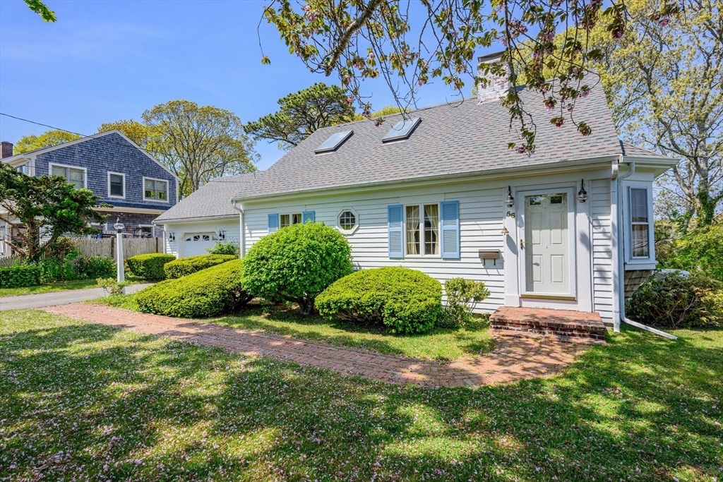 56 English St