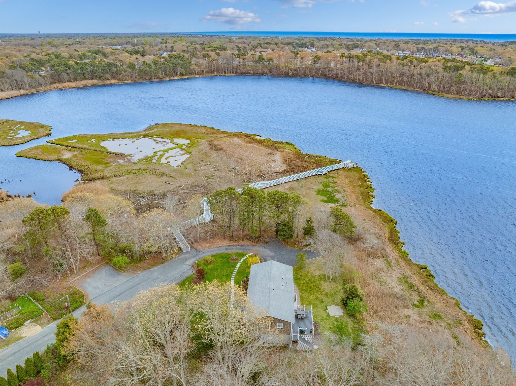 75 Meadowbrook Rd
