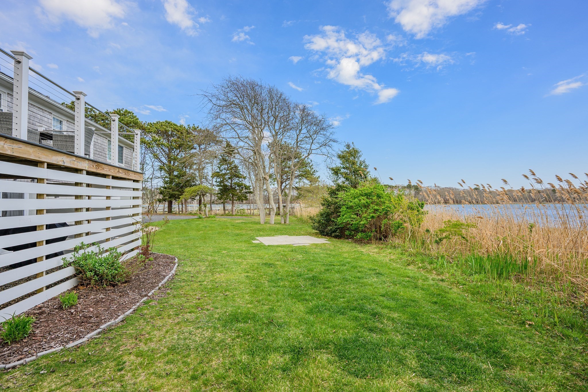 75 Meadowbrook Rd