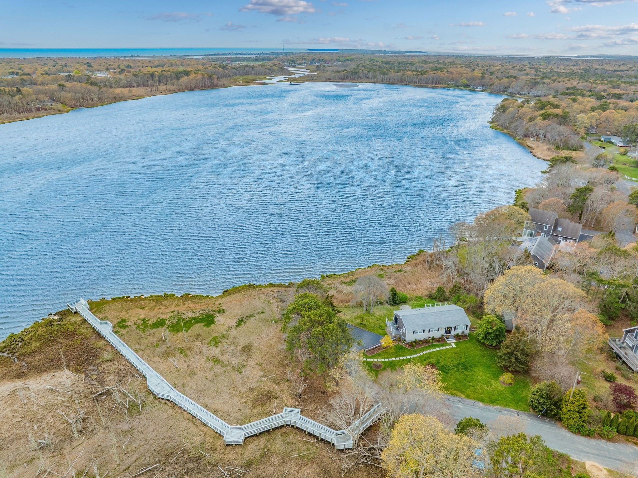 75 Meadowbrook Rd