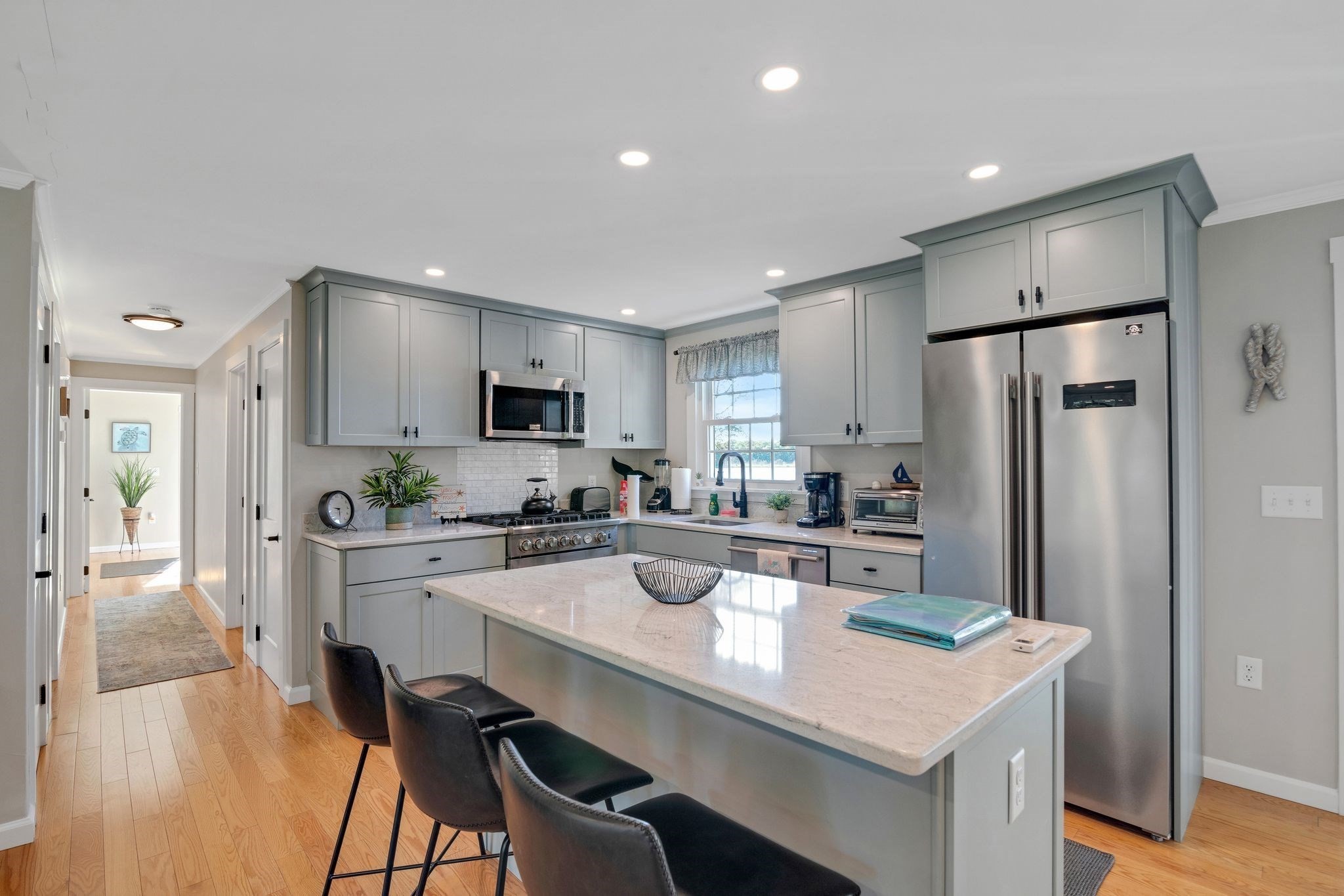 75 Meadowbrook Rd