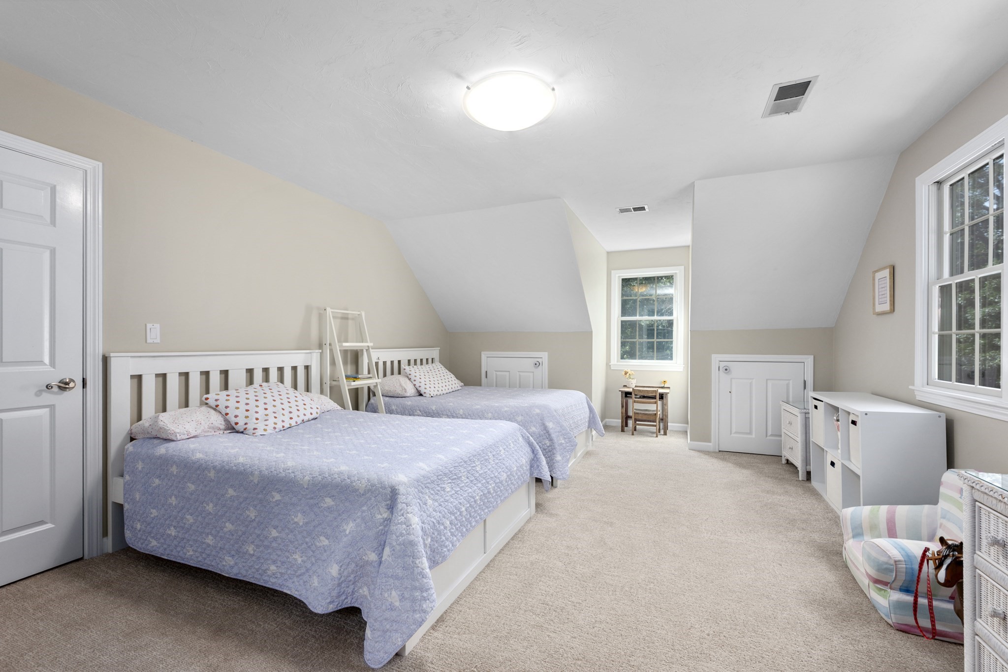 2 Jillson Way