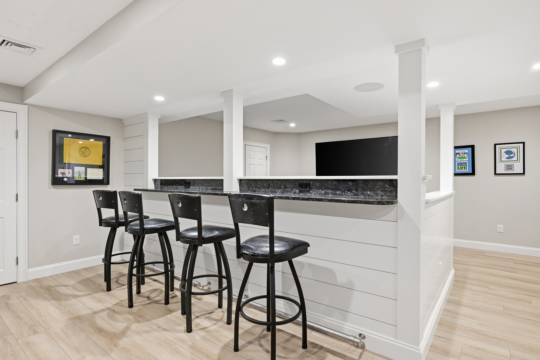 2 Jillson Way