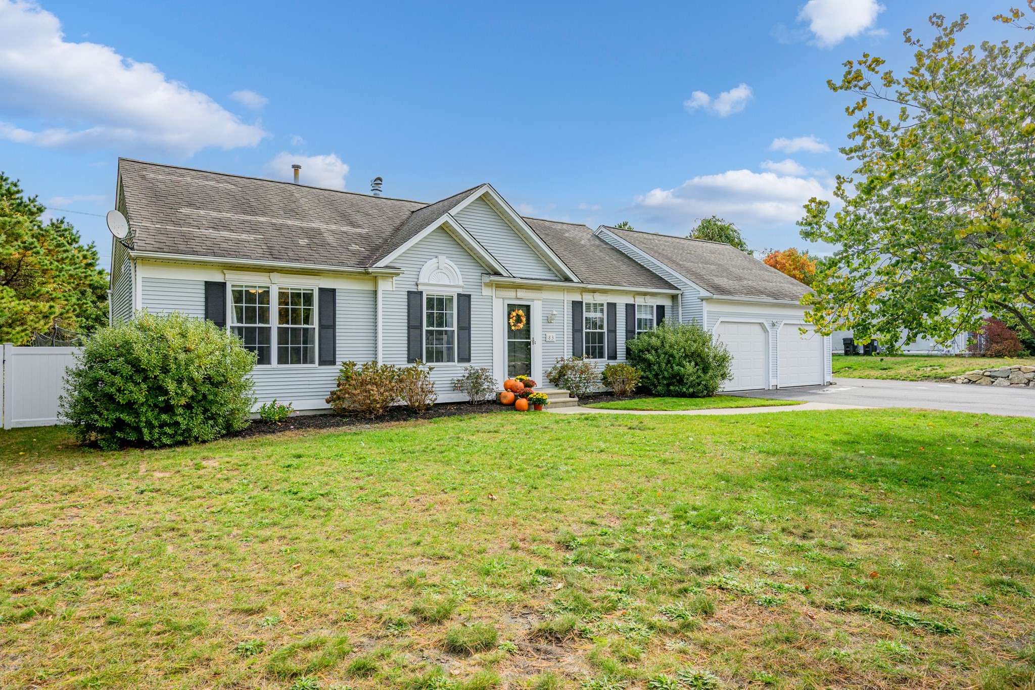 83 Dickson Dr Plymouth MA