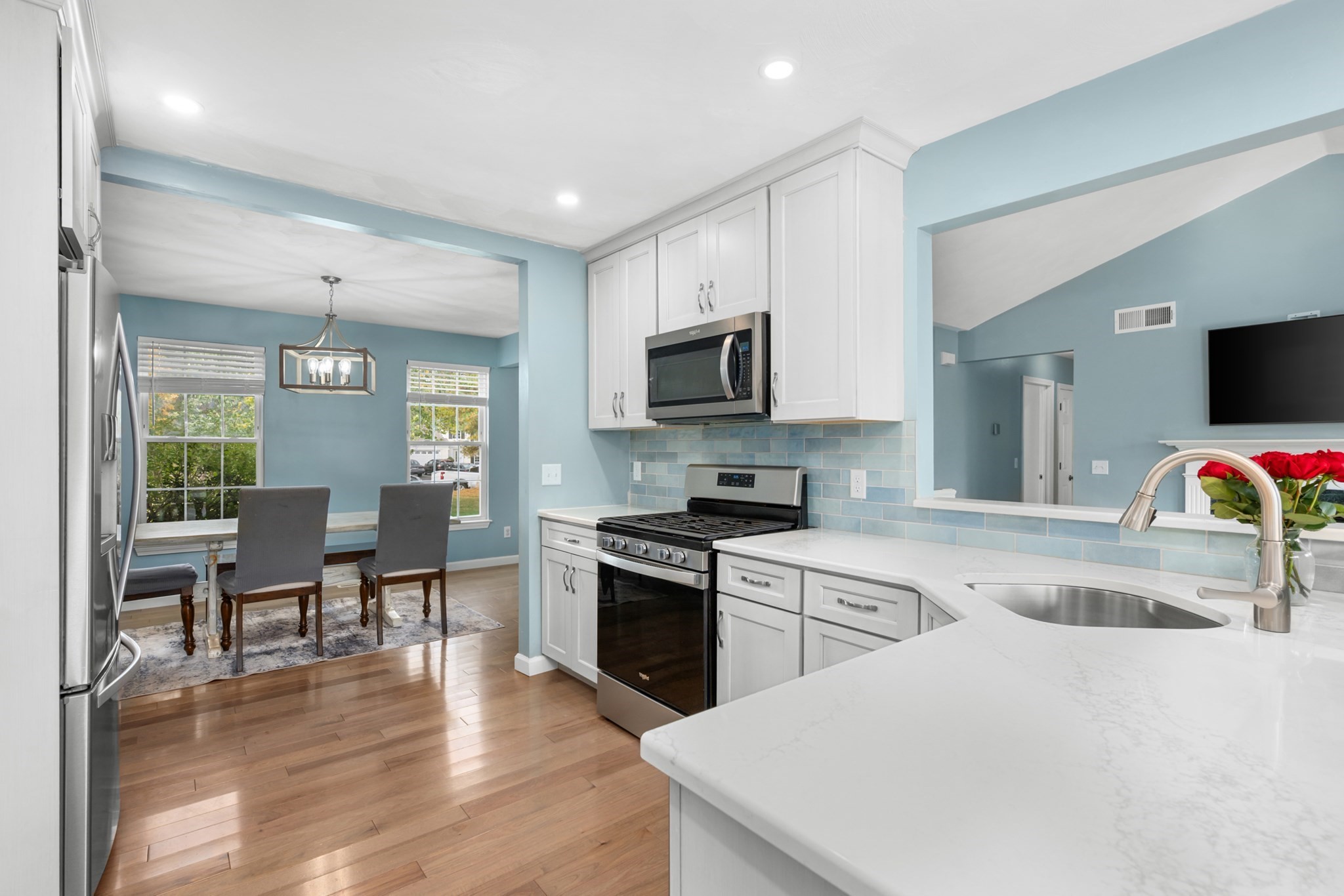 83 Dickson Dr