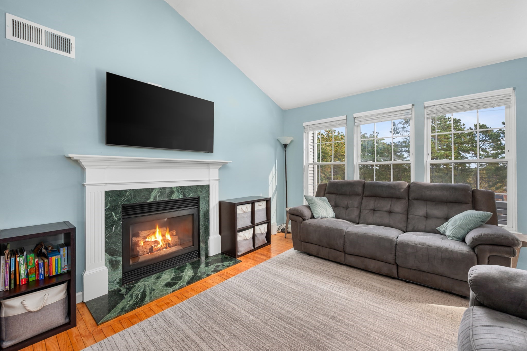 83 Dickson Dr