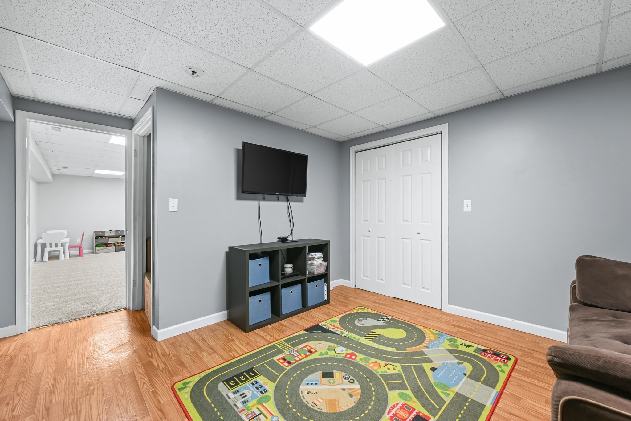 83 Dickson Dr