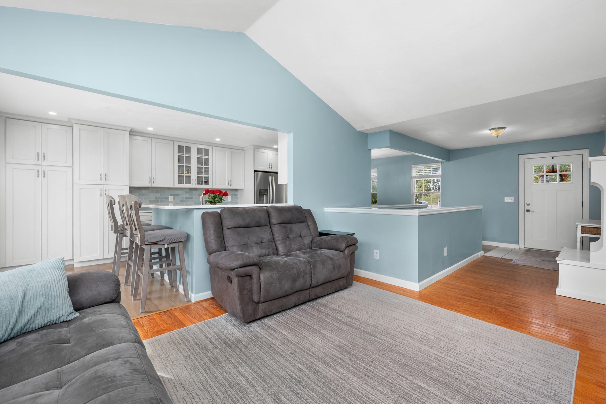 83 Dickson Dr