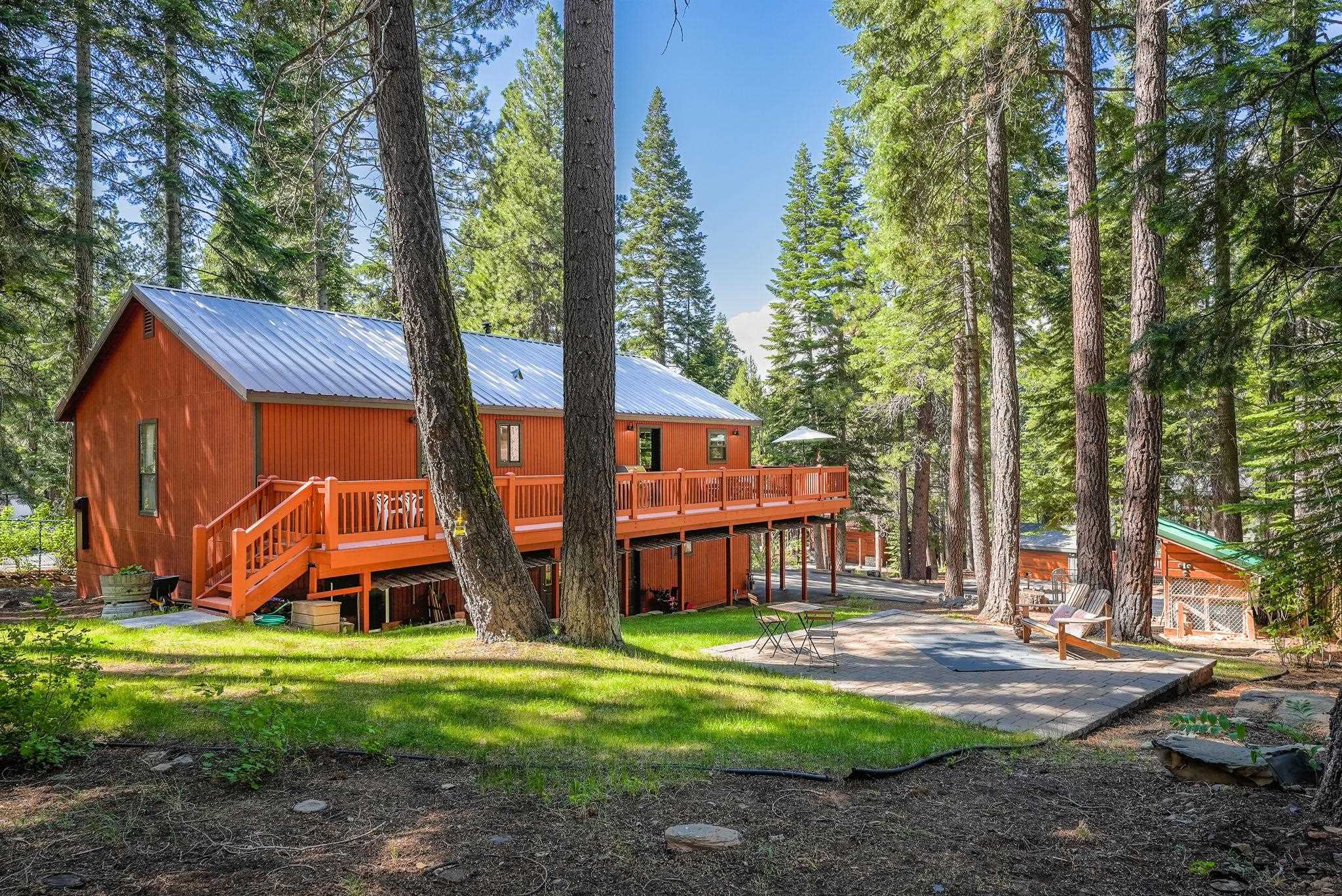 12276 Greenwood Drive
