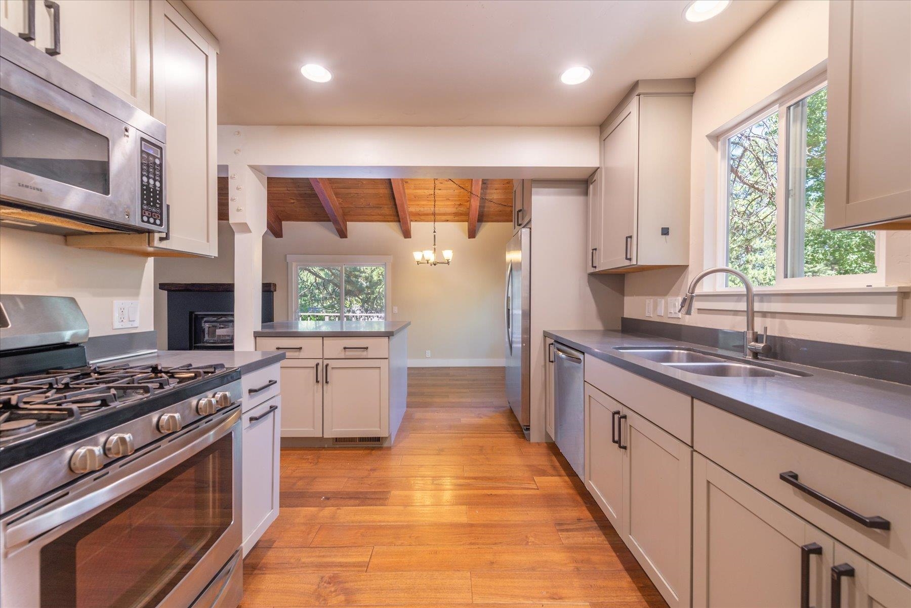 10644 Codogan Street