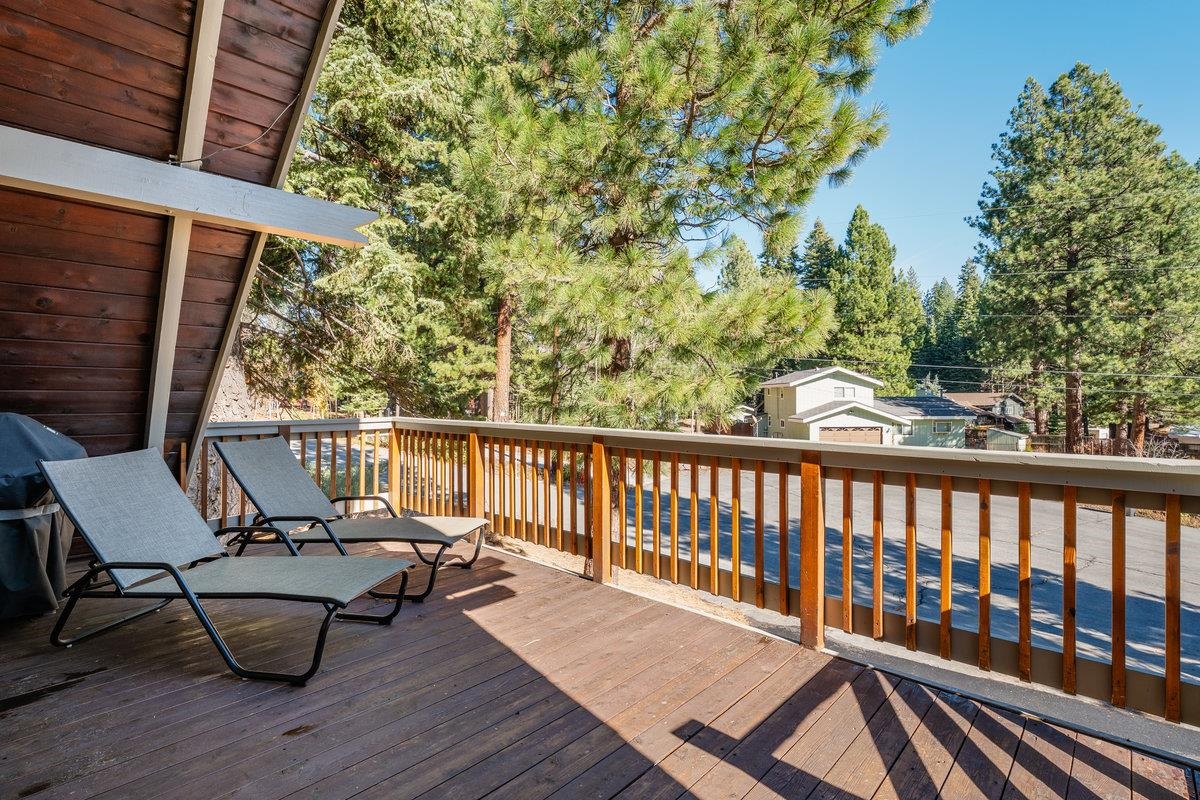 10832 Snowflower Court