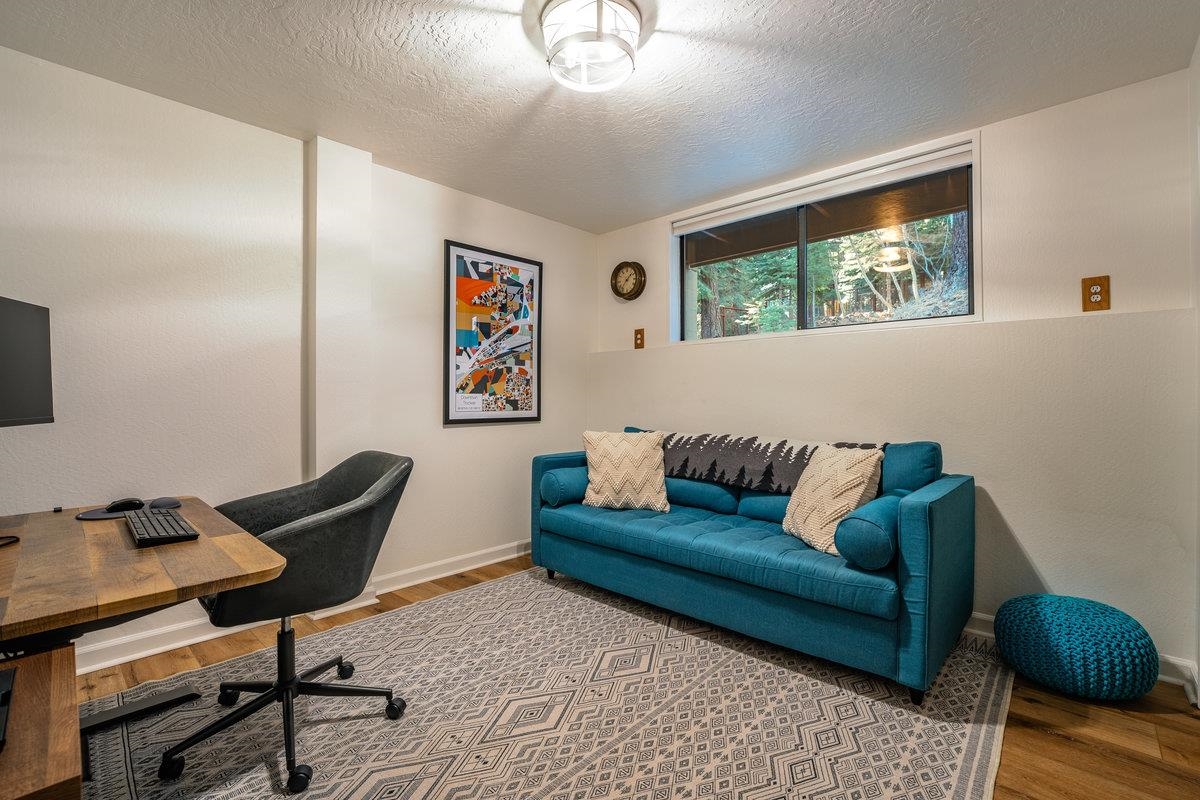 10832 Snowflower Court