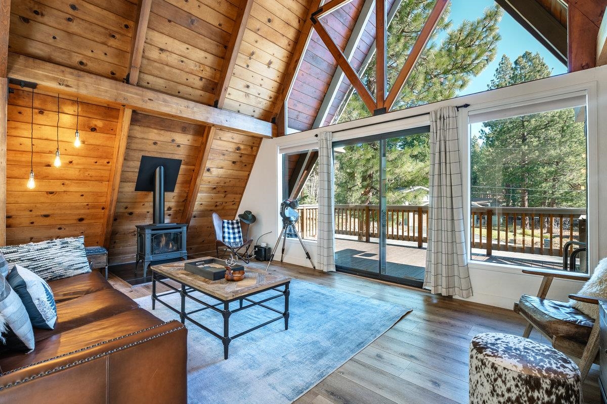 10832 Snowflower Court