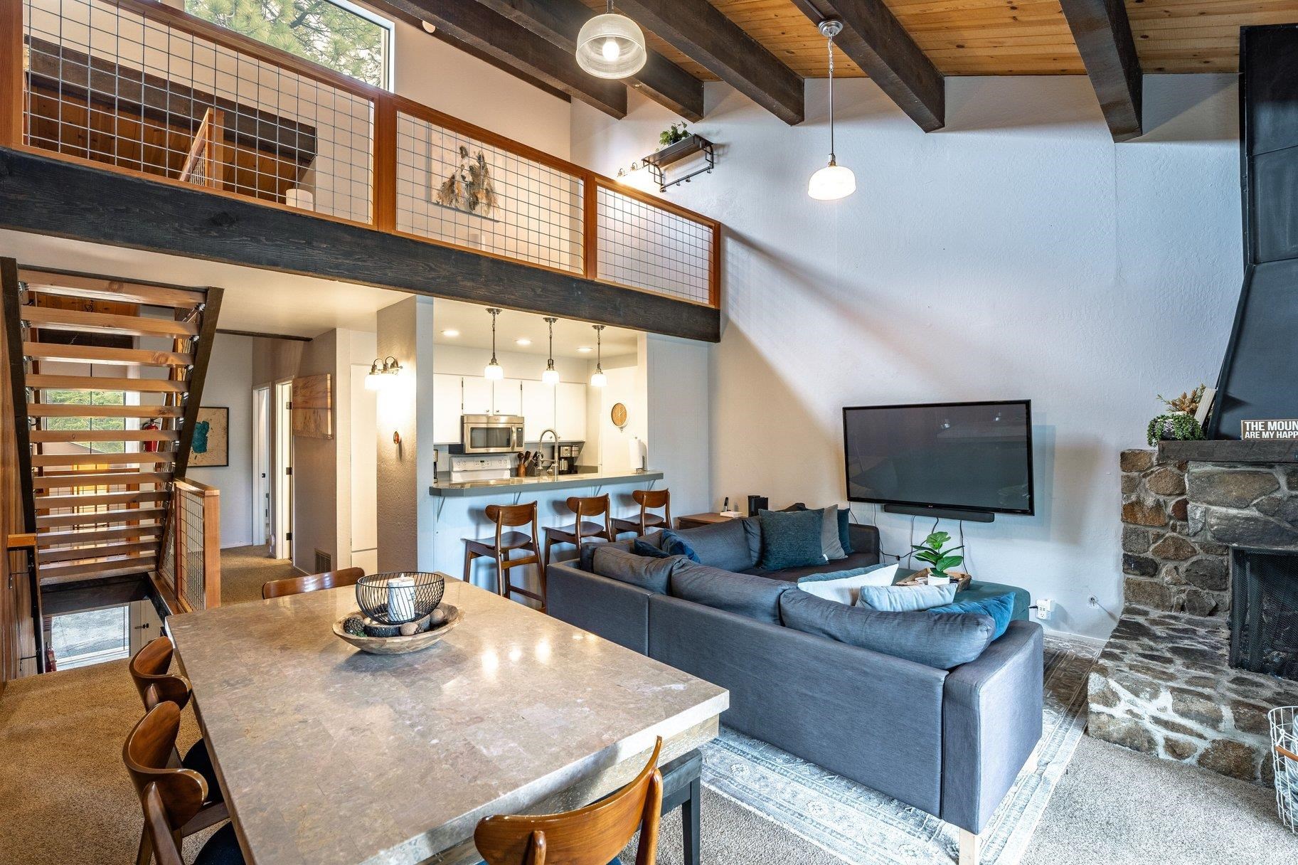 1001 Commonwealth Drive # 22 Unit: #22