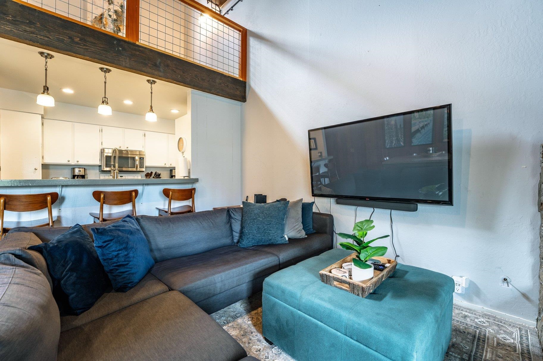 1001 Commonwealth Drive # 22 Unit: #22