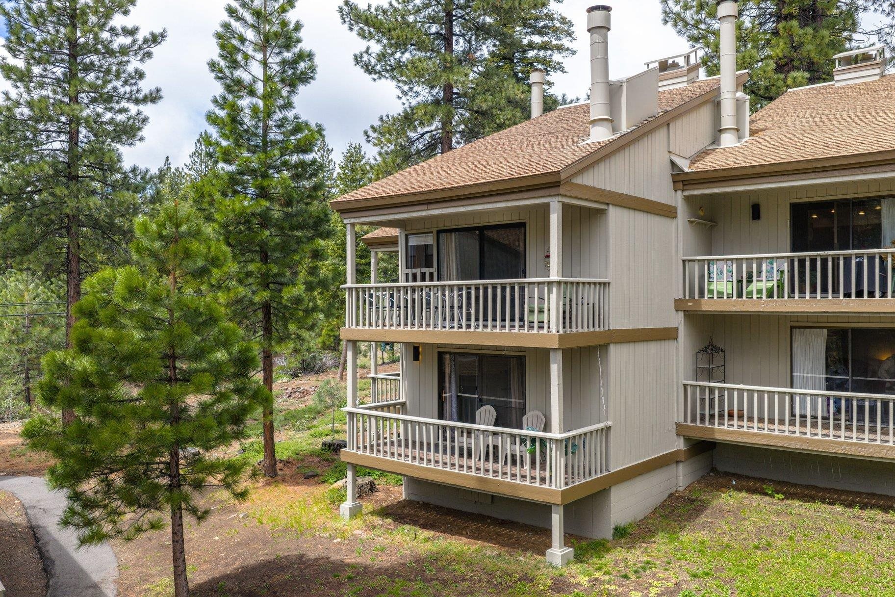 1001 Commonwealth Drive # 22 Unit: #22