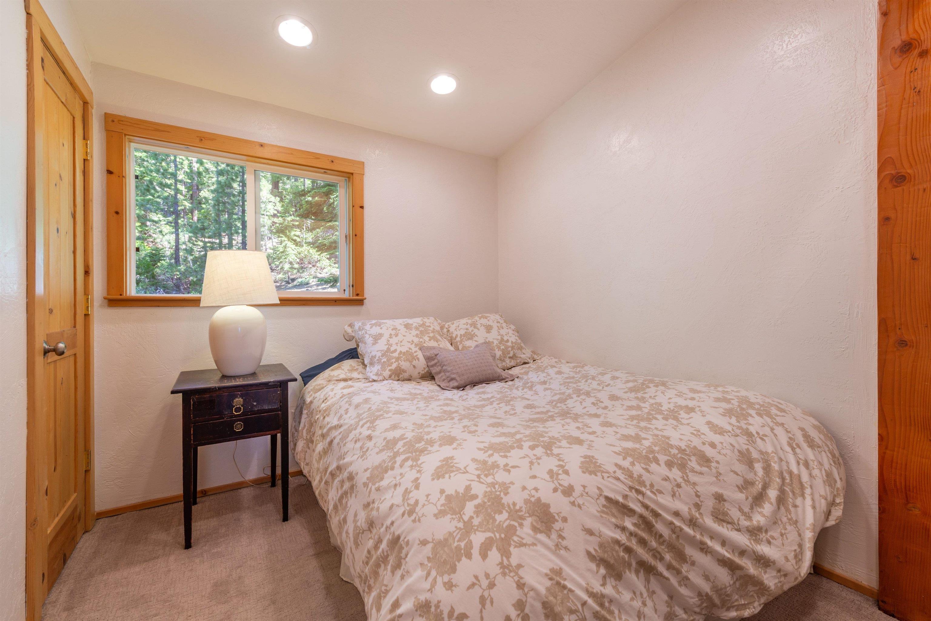1460 Tahoe Park Heights Drive