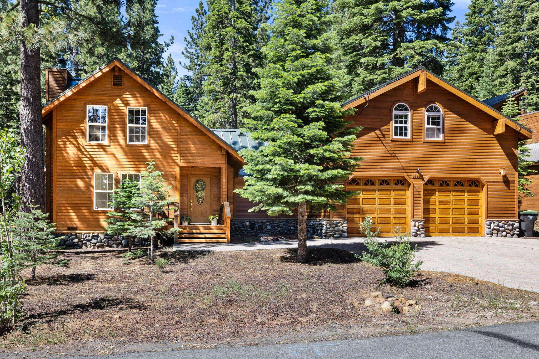 12292 Greenleaf Way