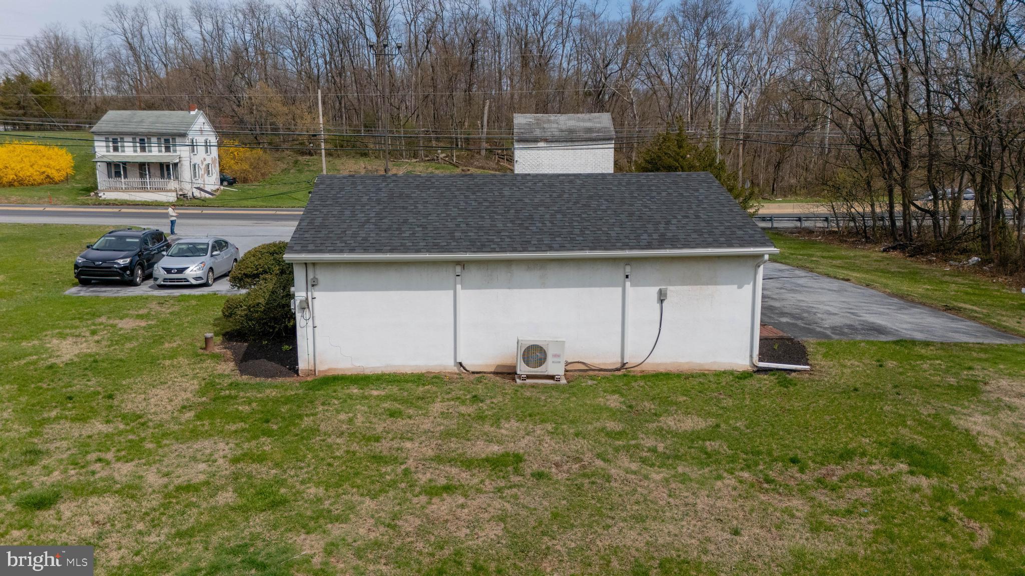 926 E BEN FRANKLIN HIGHWAY