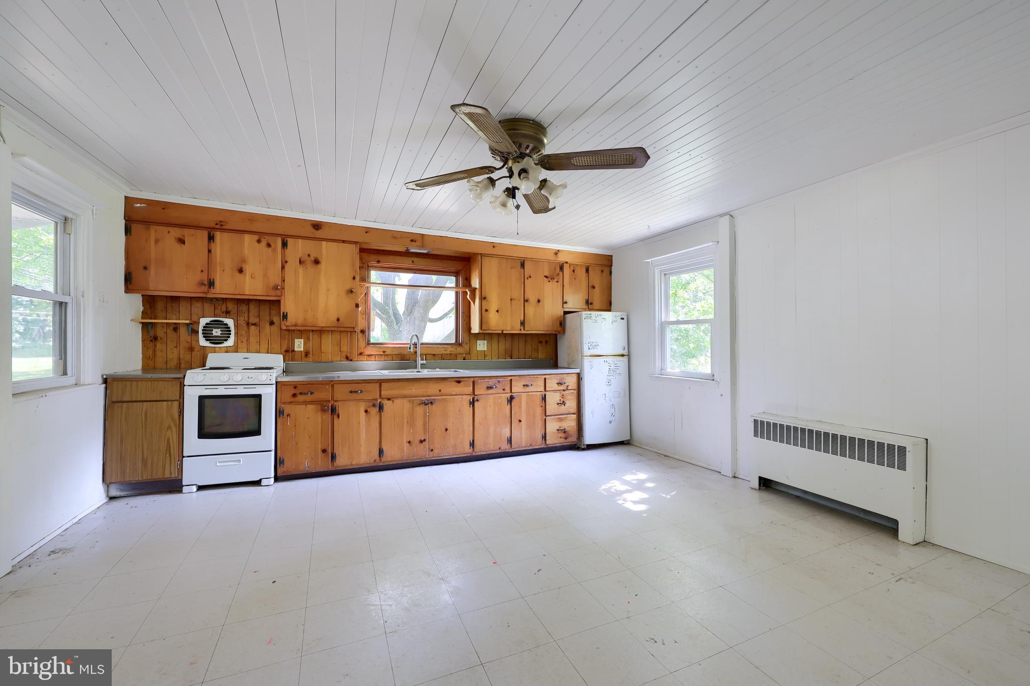 8363 JONESTOWN ROAD