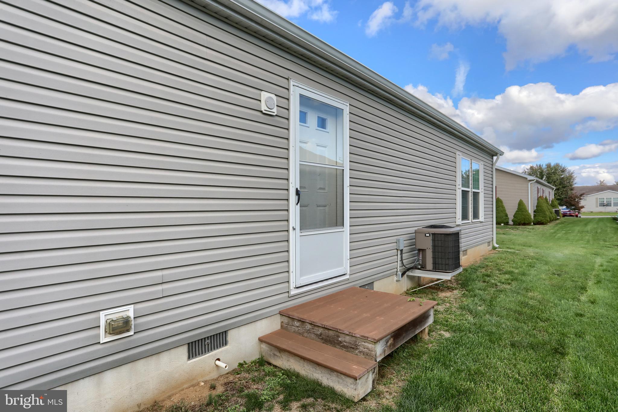 4 MILLARD DRIVE