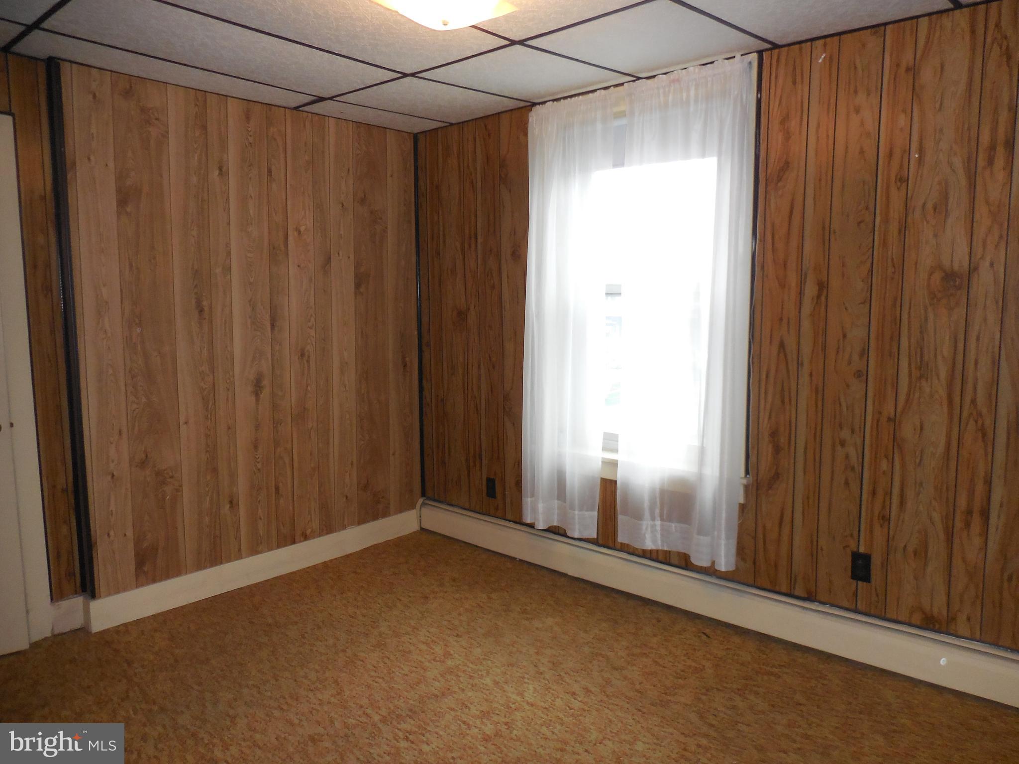 204 S 11TH STREET
