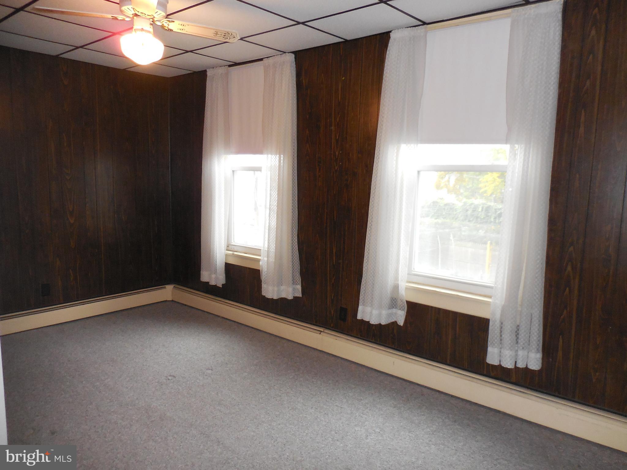 204 S 11TH STREET