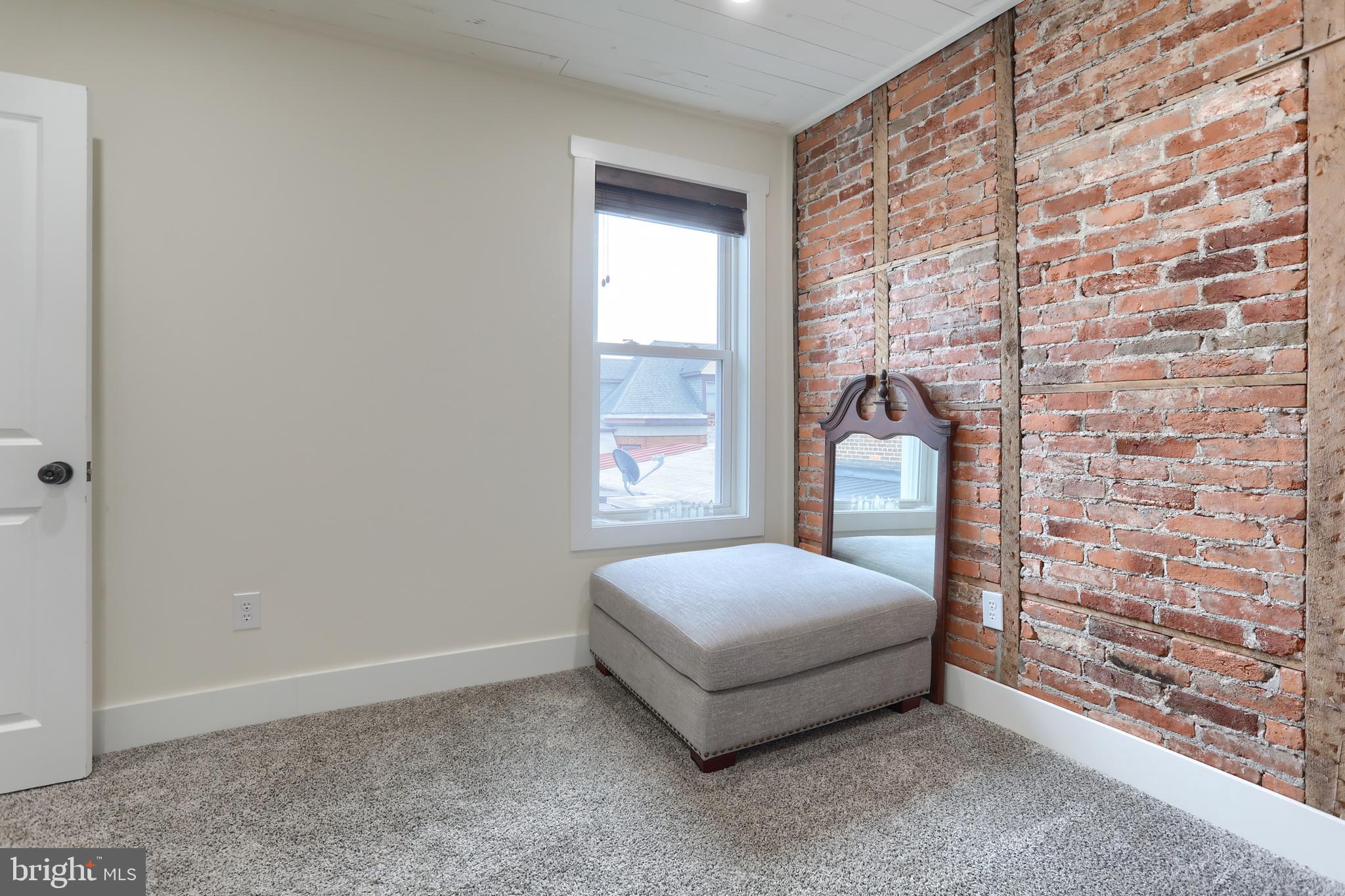140 S 8TH STREET
