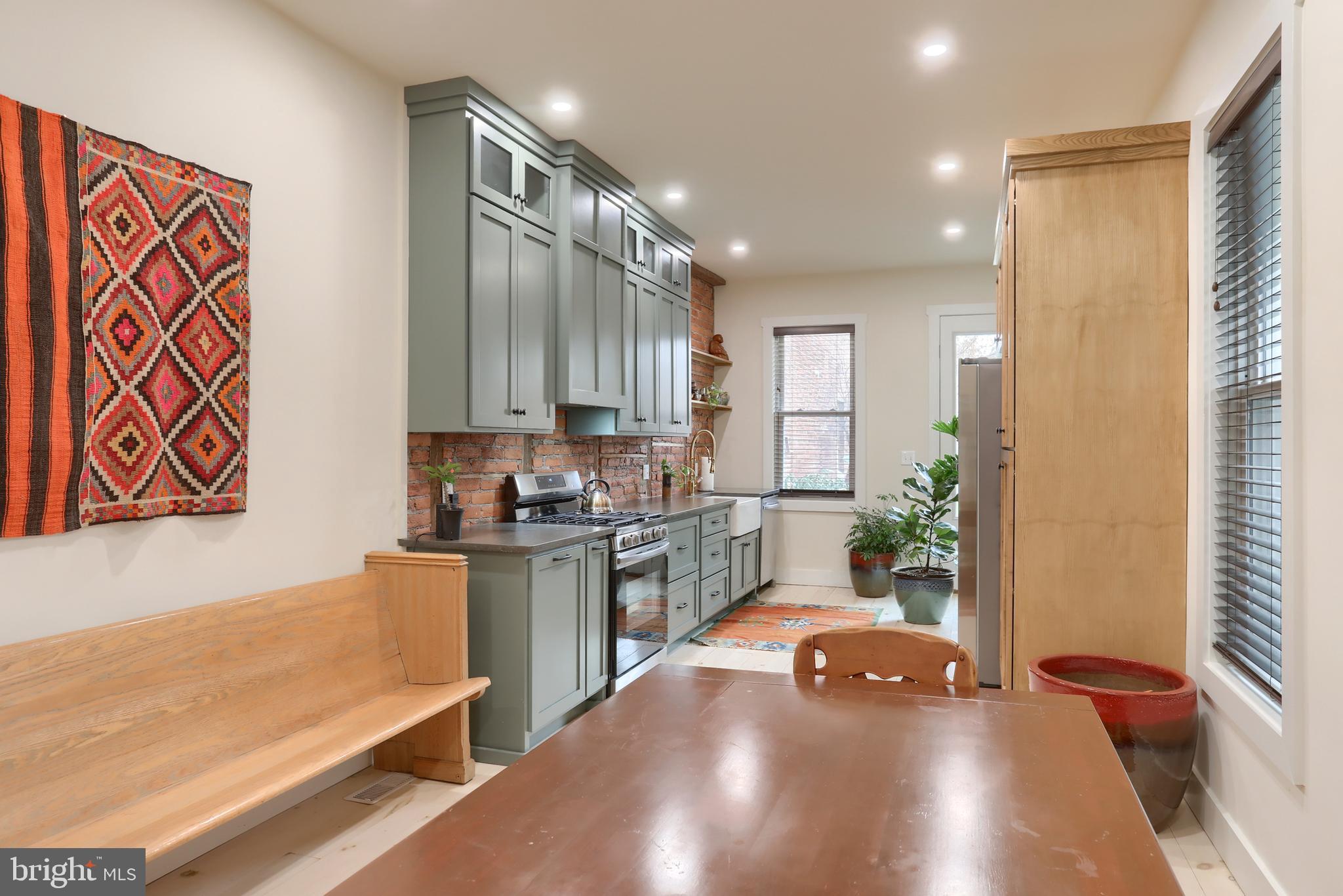 140 S 8TH STREET