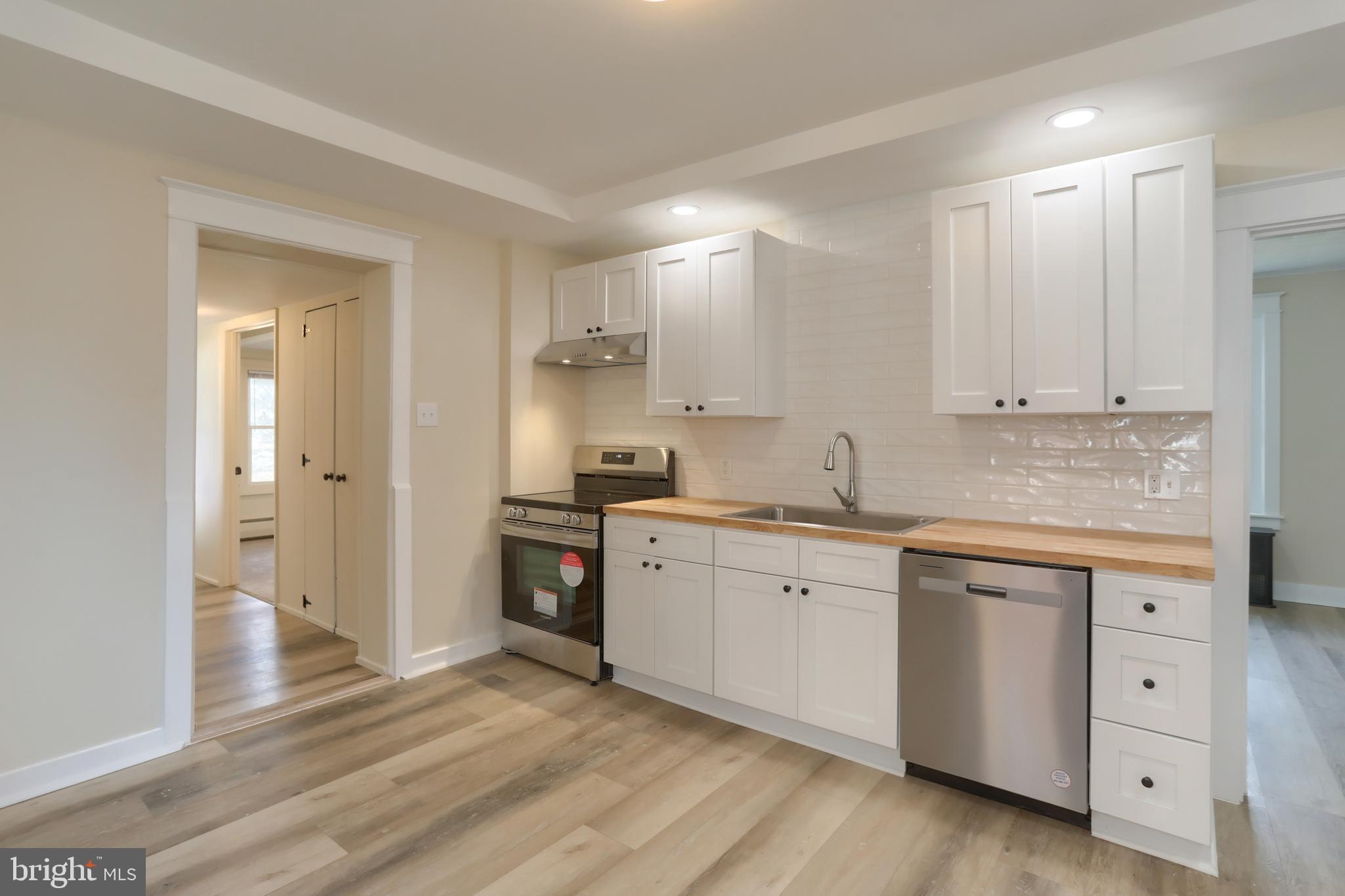 25 E PERSHING AVENUE