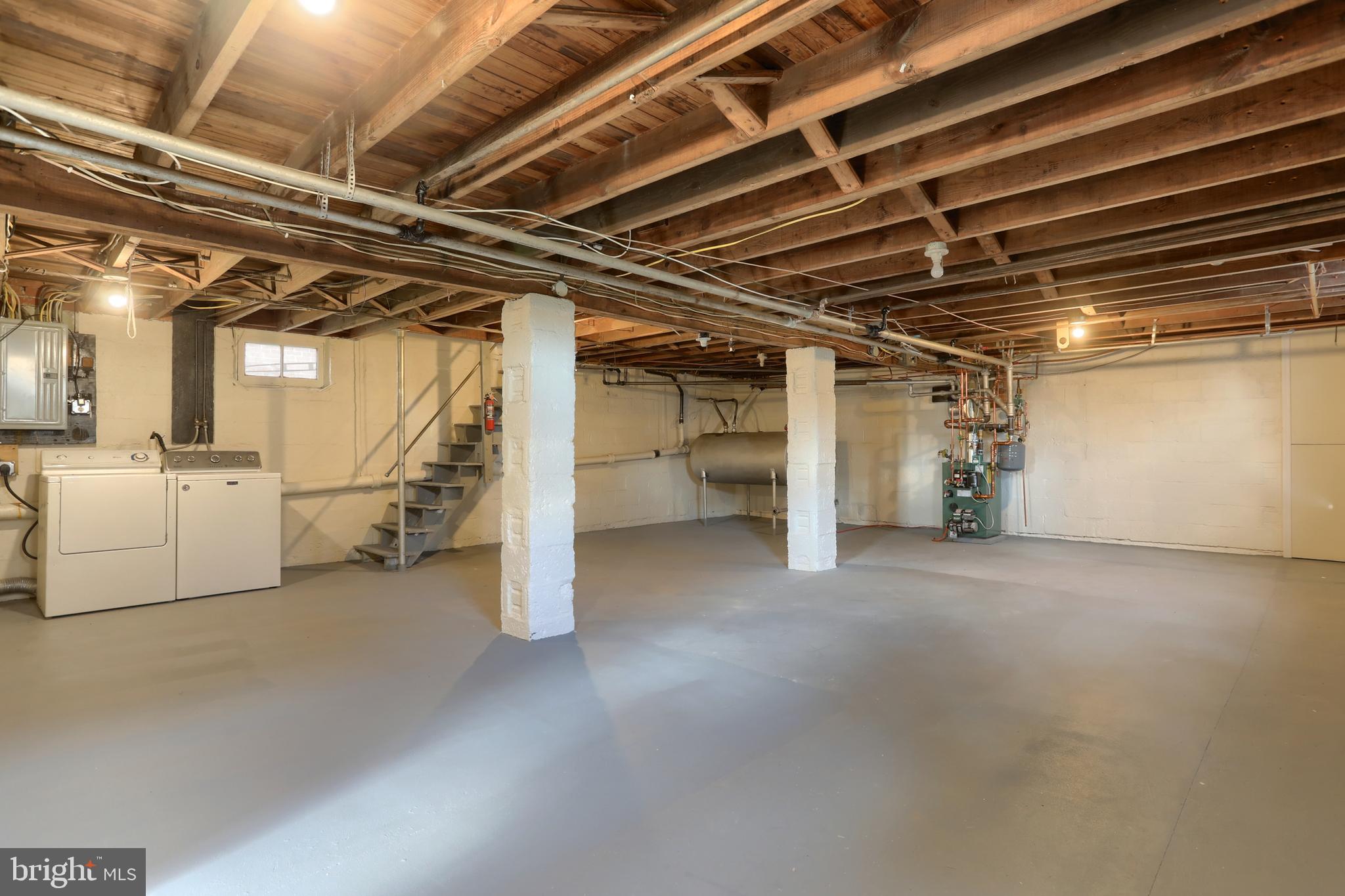 25 E PERSHING AVENUE