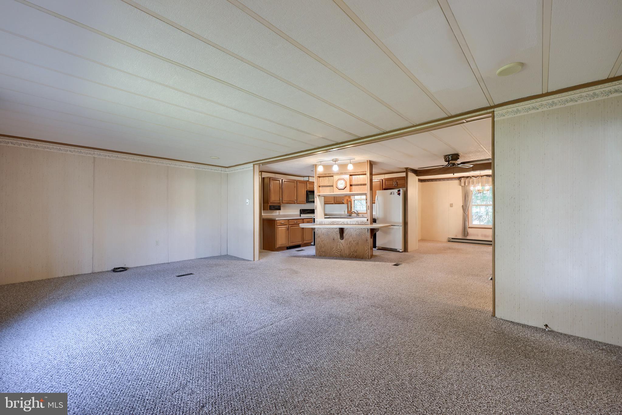 419 MAPLE AVENUE