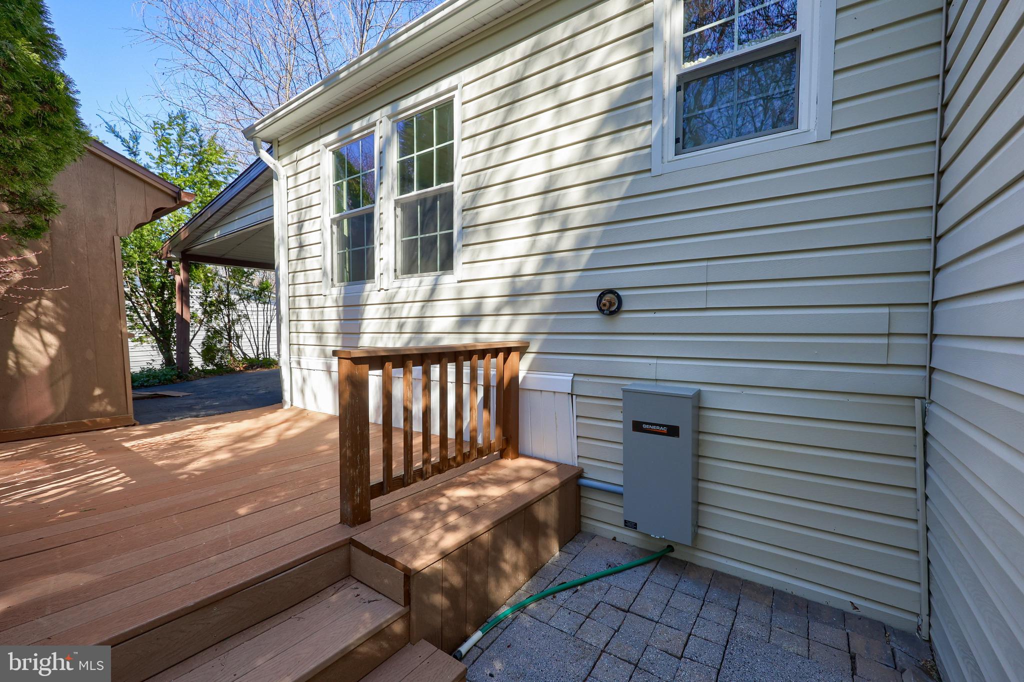 419 MAPLE AVENUE
