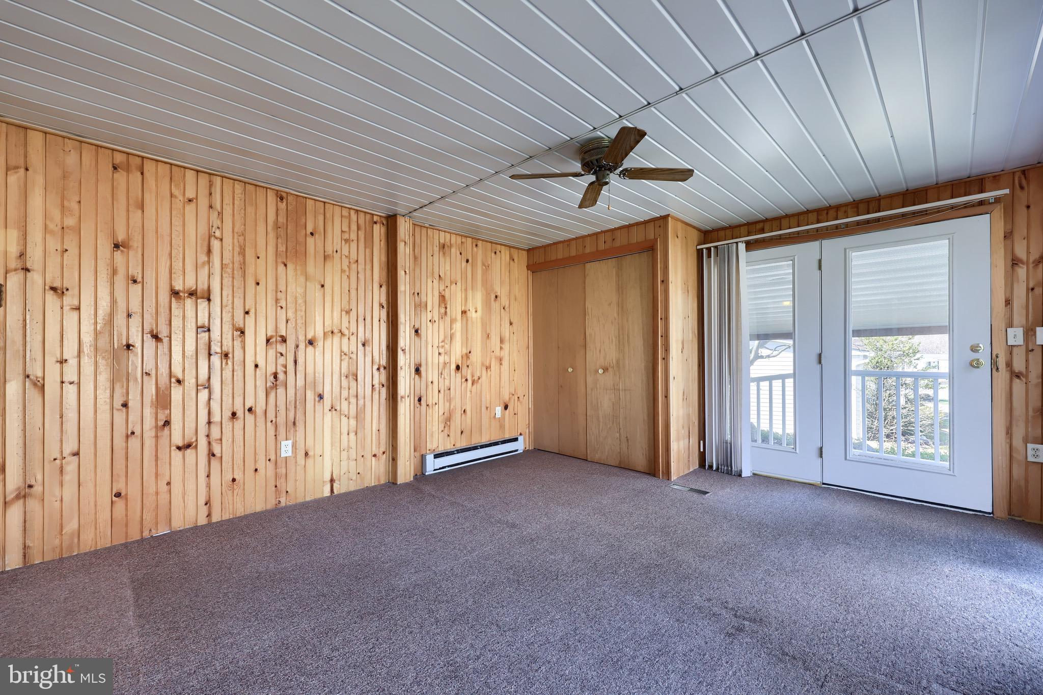 419 MAPLE AVENUE