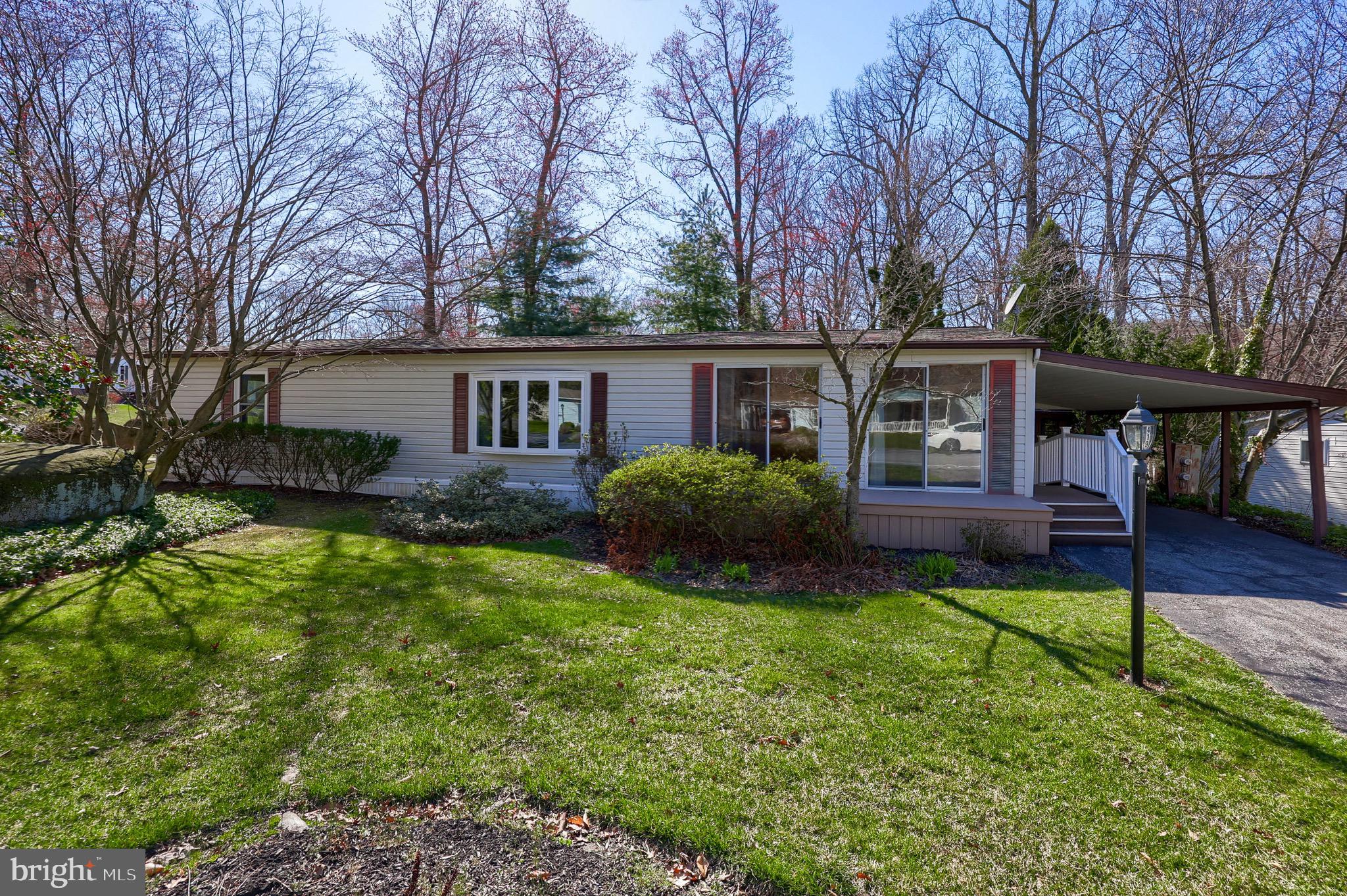 419 MAPLE AVENUE