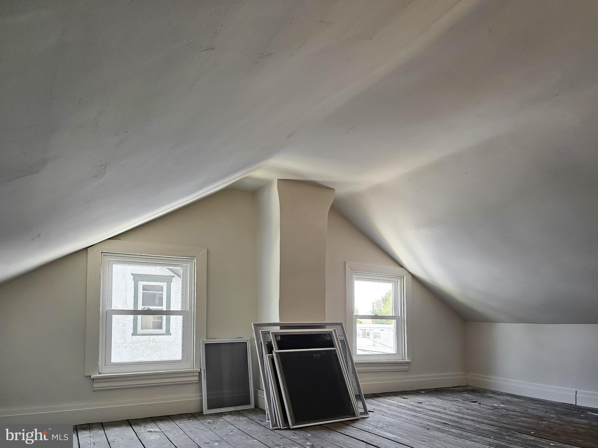 127 LOCUST STREET