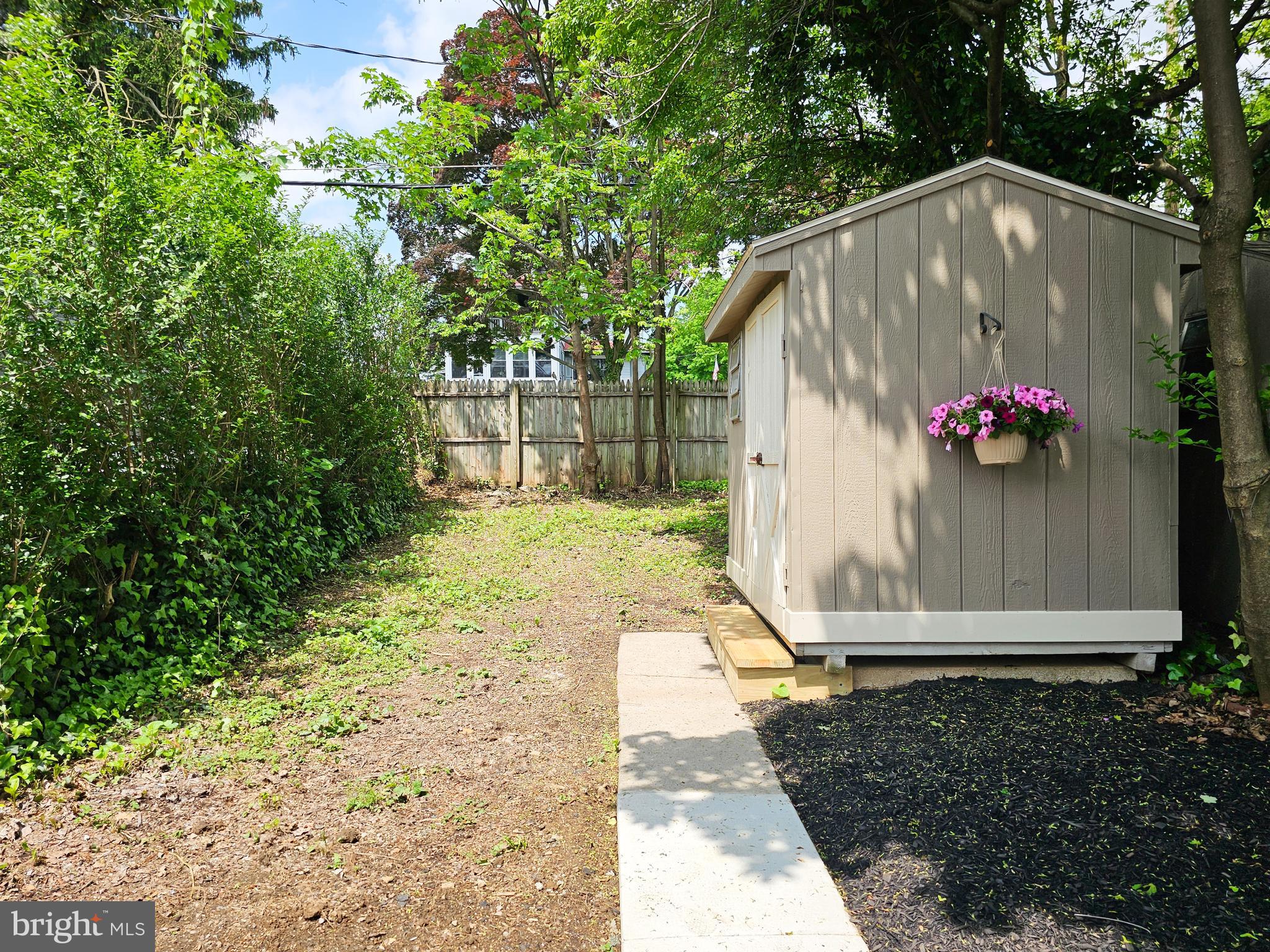 127 LOCUST STREET