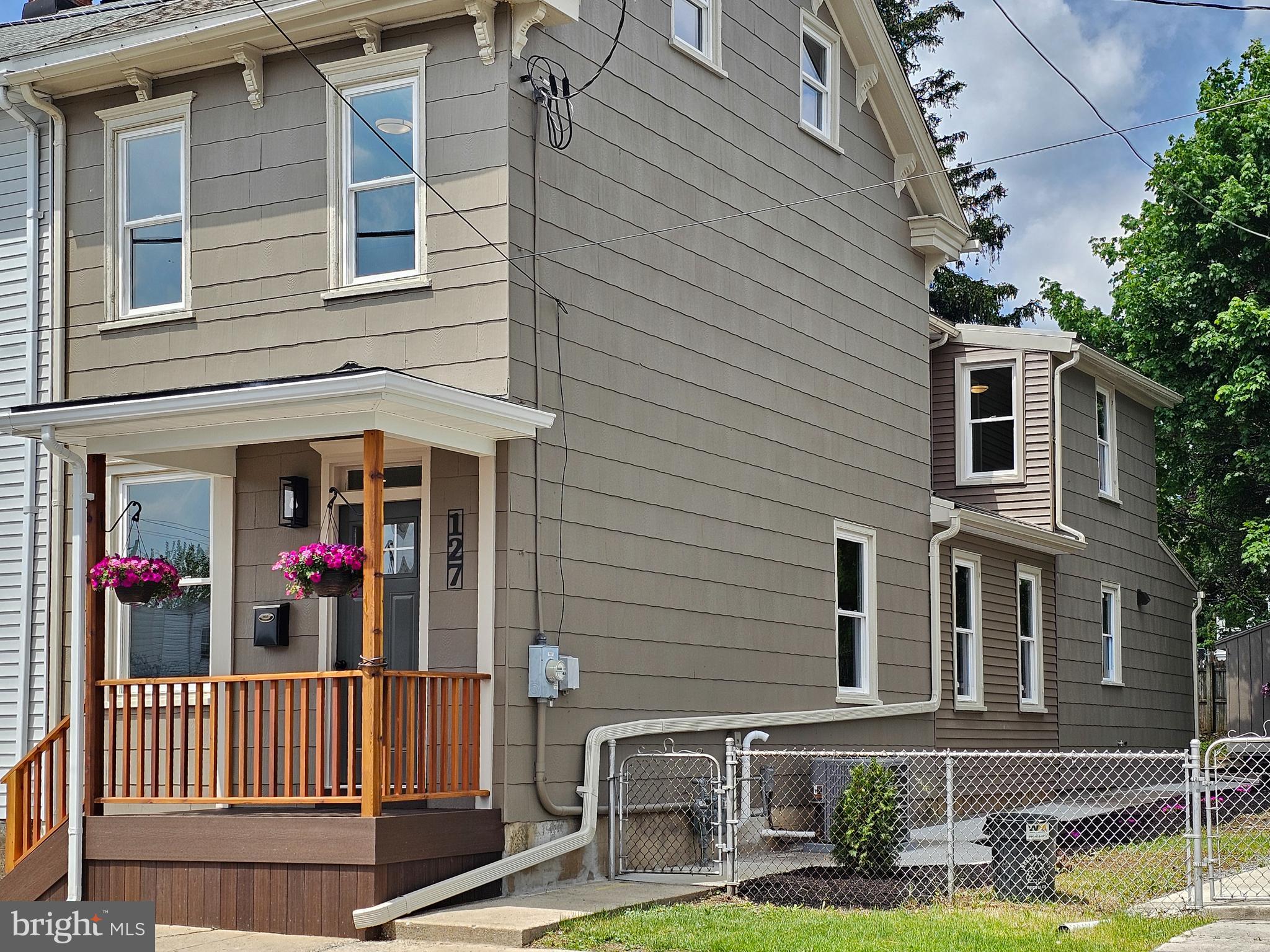 127 LOCUST STREET