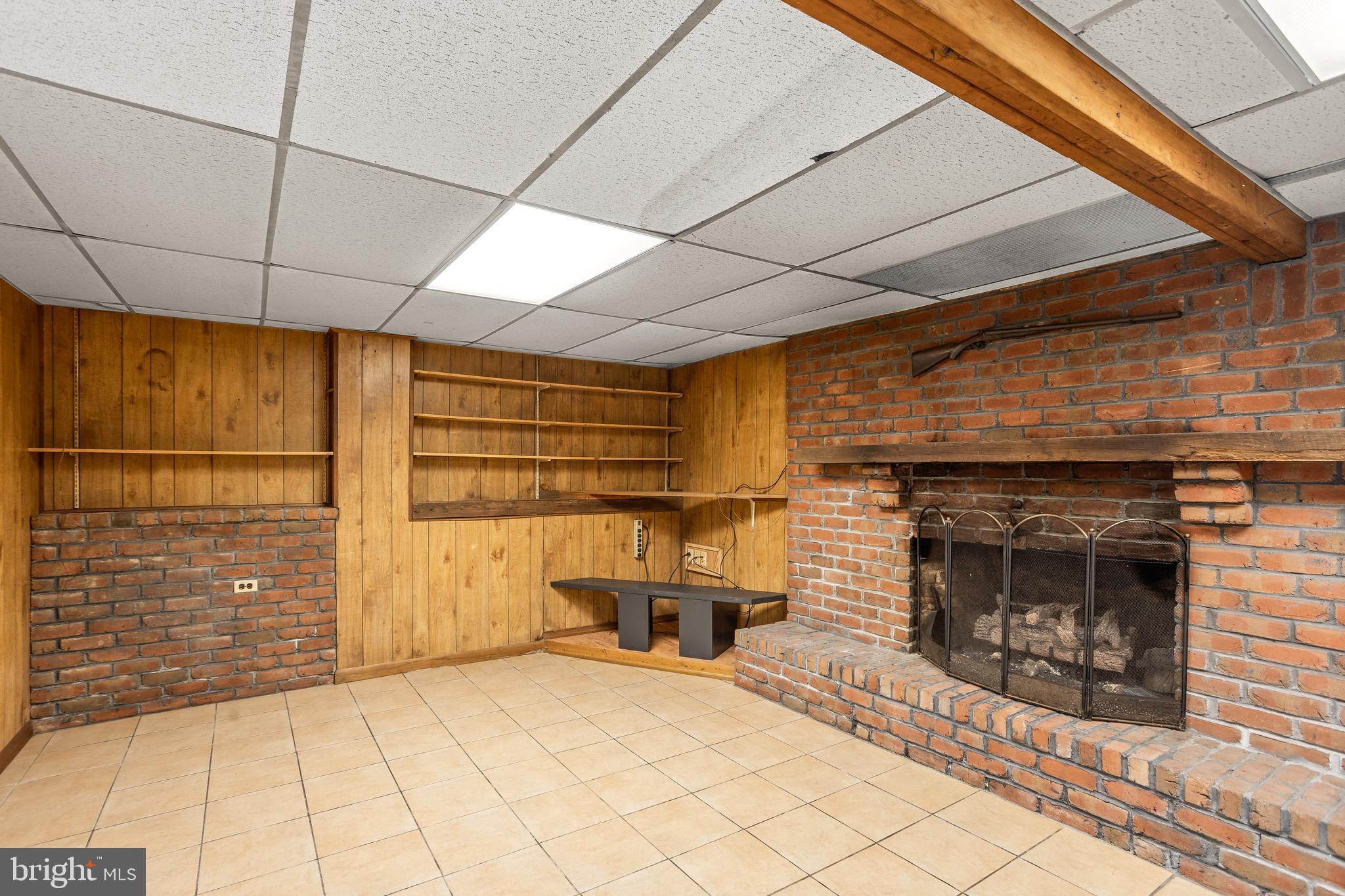 913 PINE GROVE ROAD