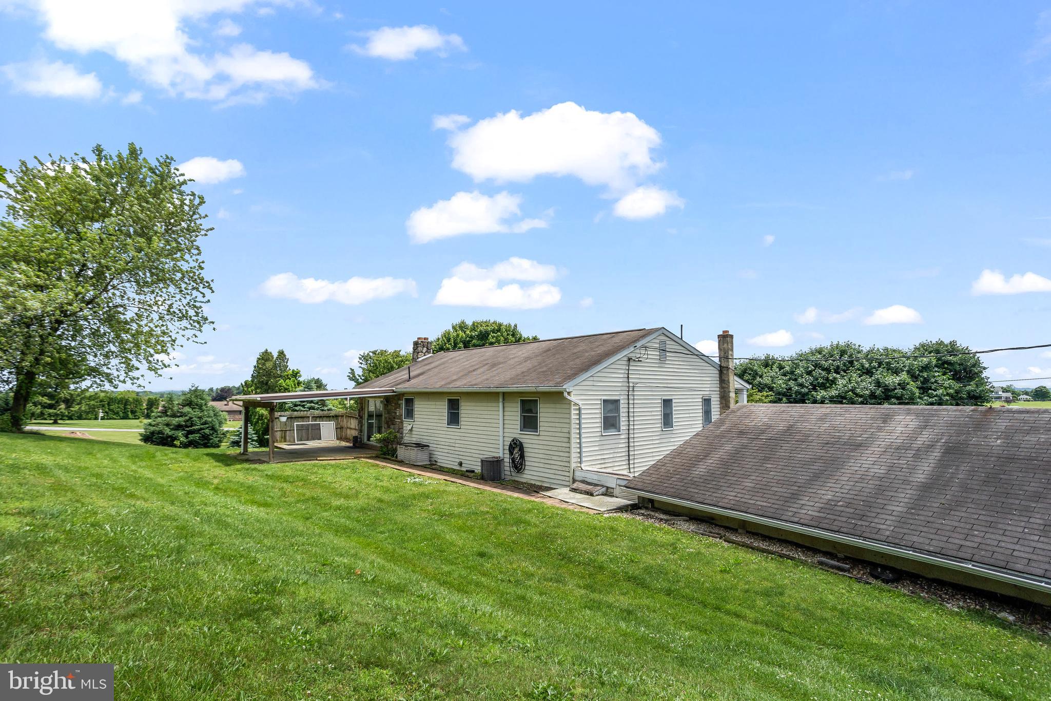 913 PINE GROVE ROAD