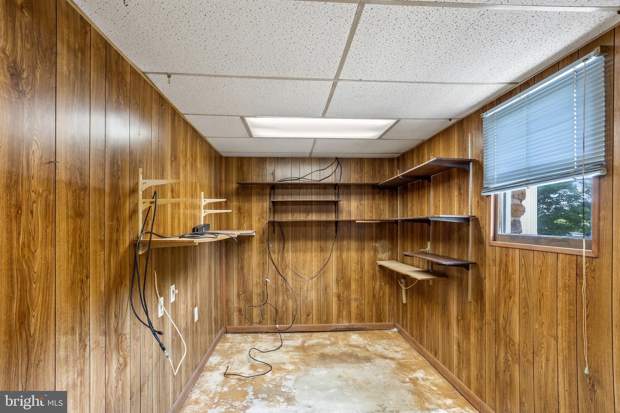913 PINE GROVE ROAD