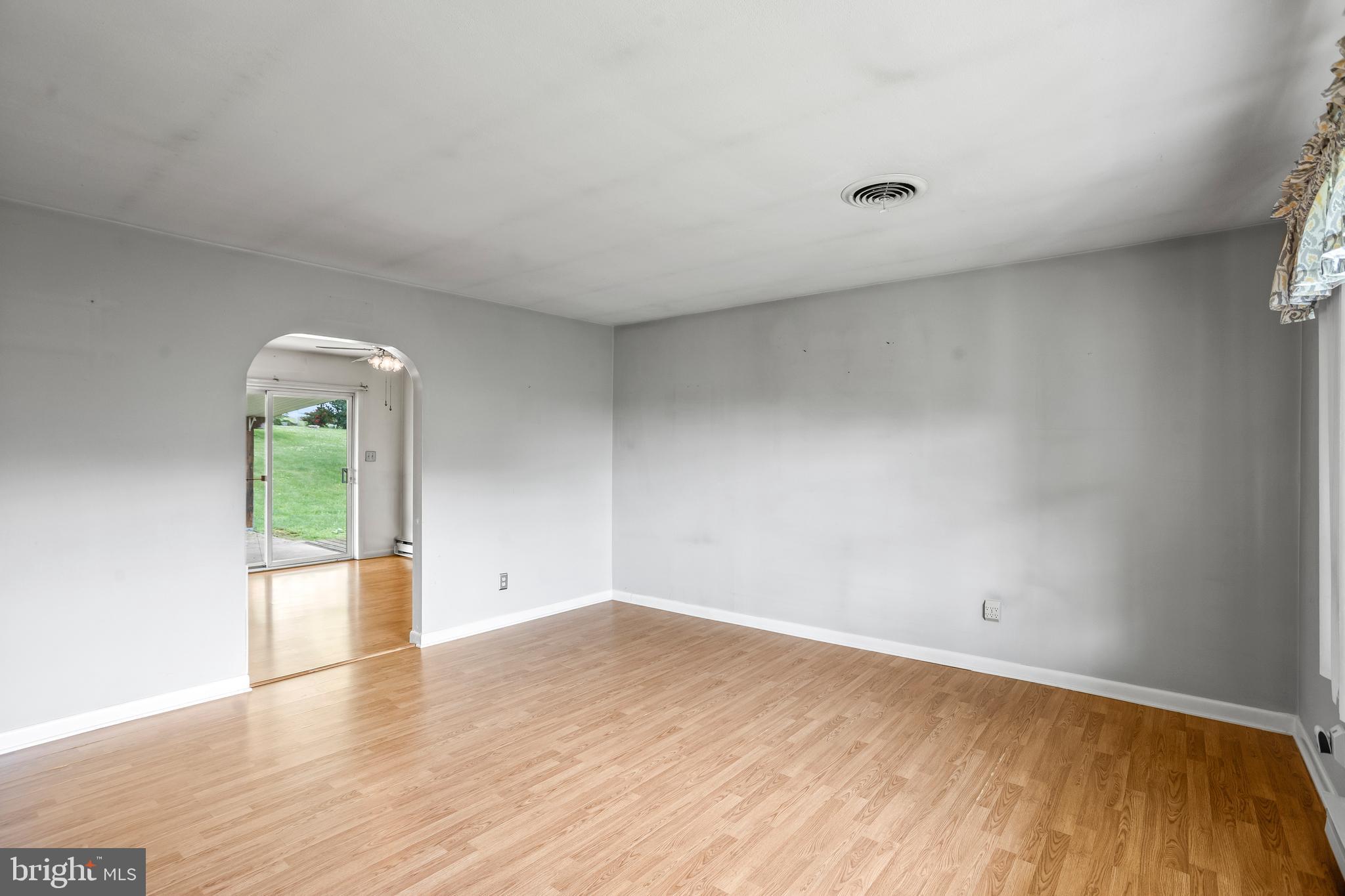 913 PINE GROVE ROAD