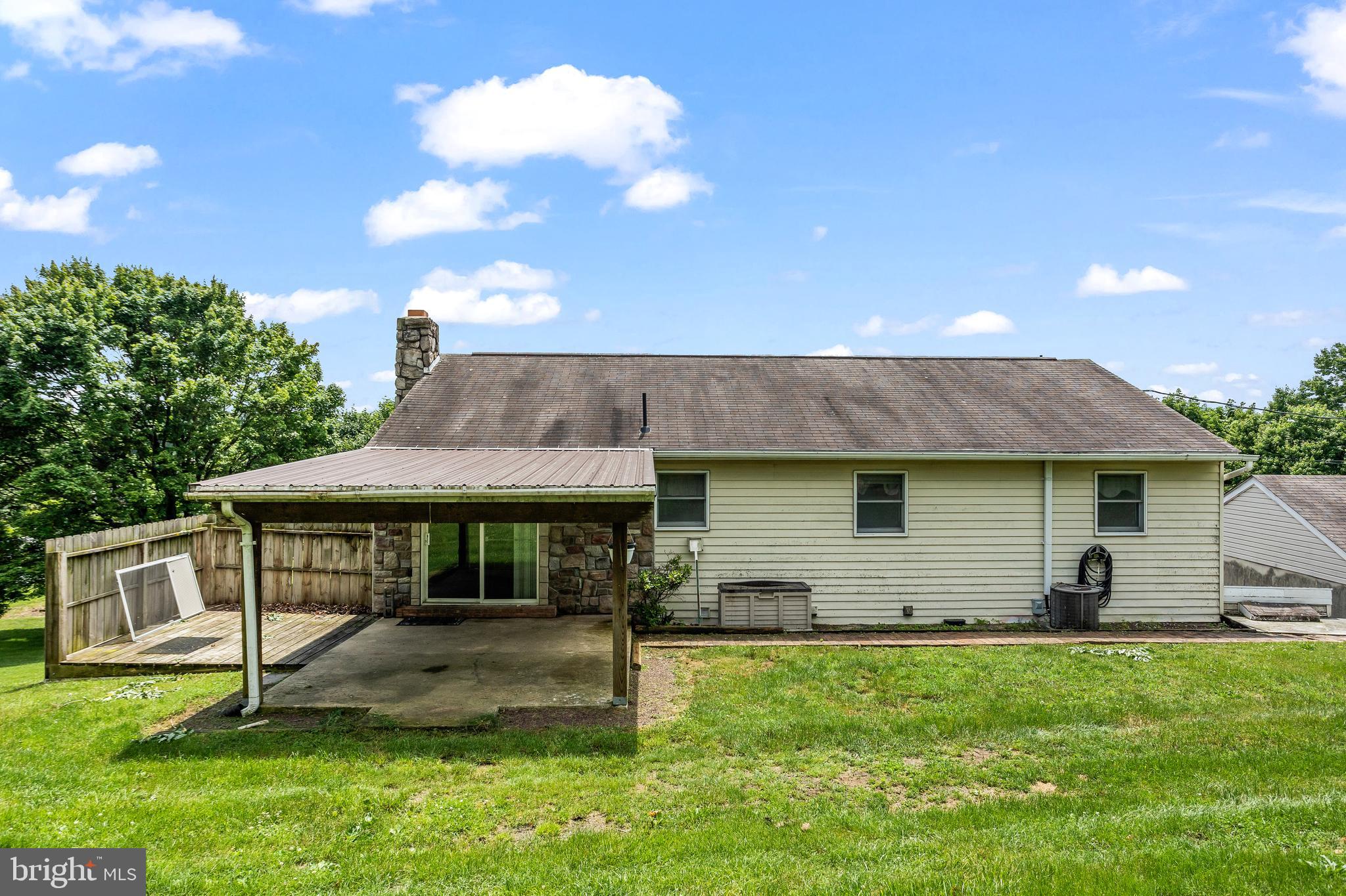 913 PINE GROVE ROAD