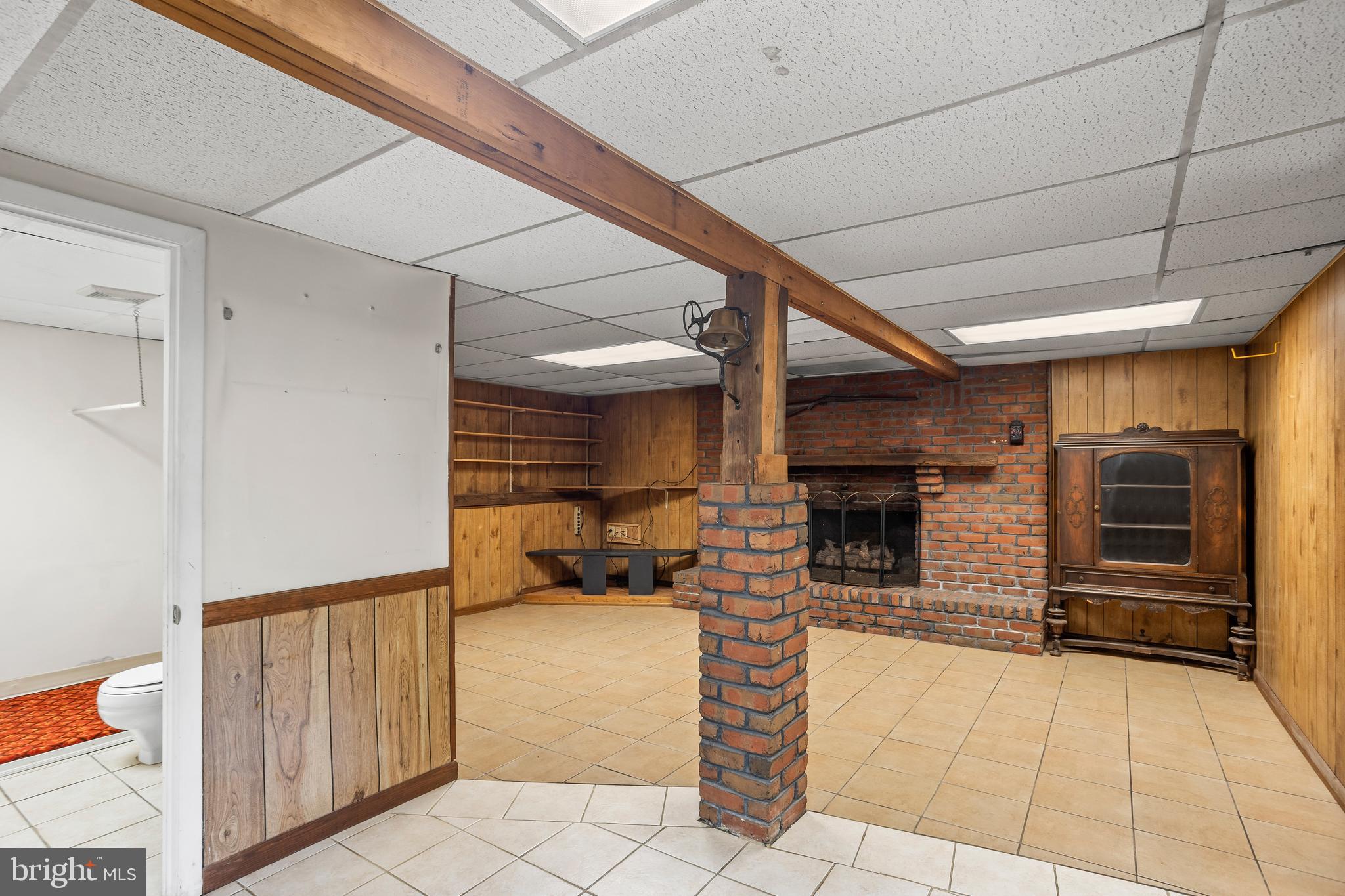 913 PINE GROVE ROAD