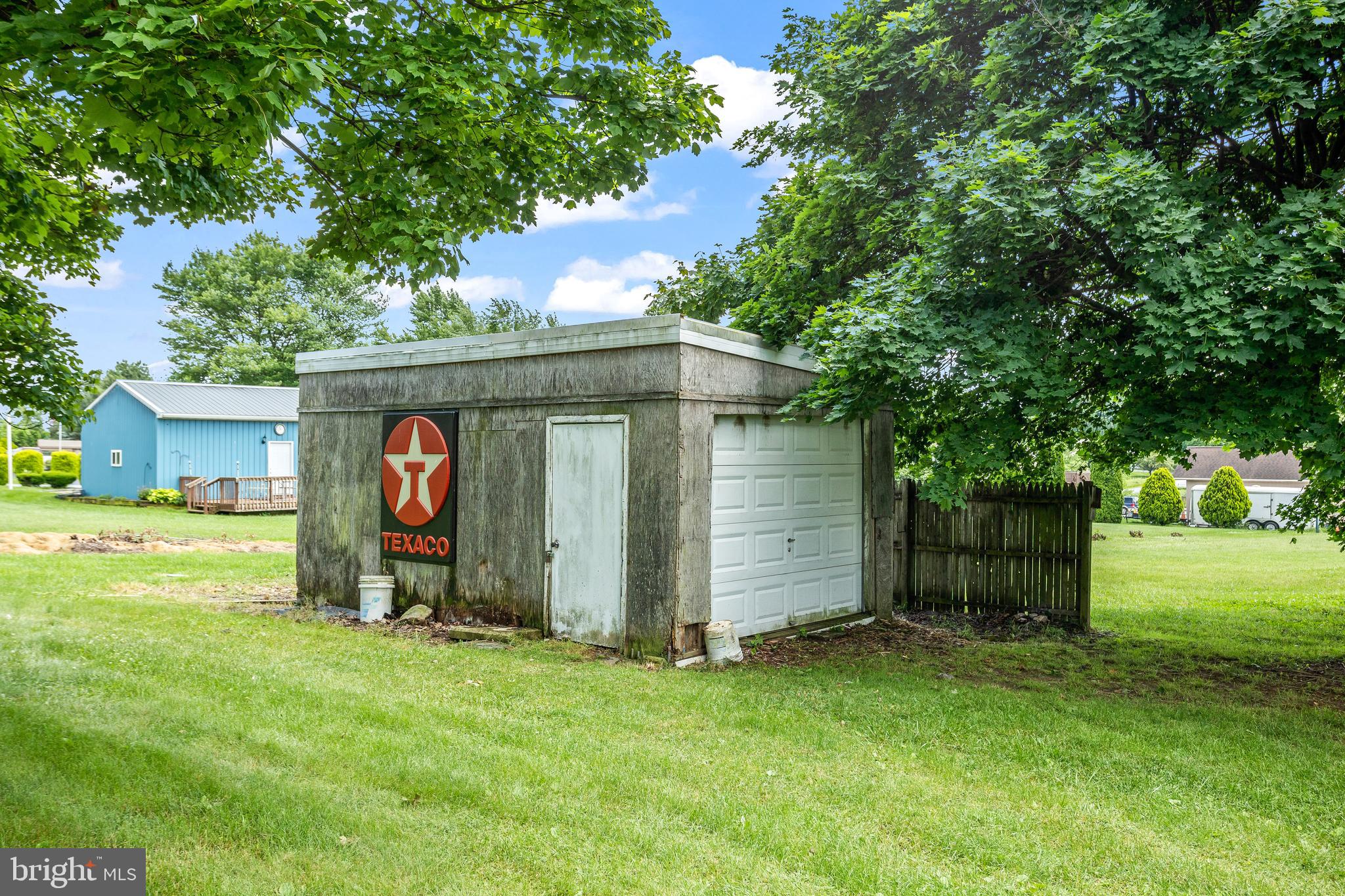913 PINE GROVE ROAD
