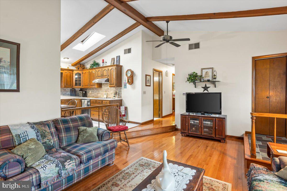 249 S 22ND STREET