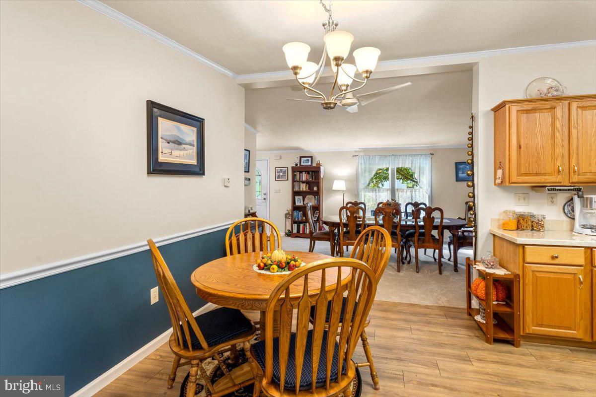 1054 HEMLOCK CIRCLE
