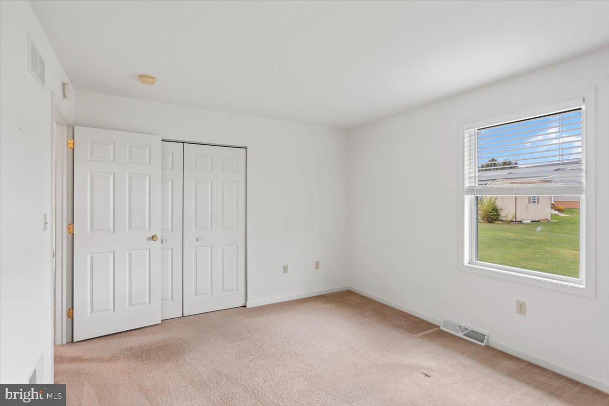 104 EDGEMONT LANE