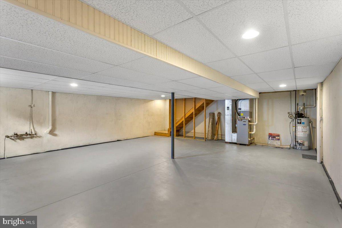 13 MEADOW DRIVE
